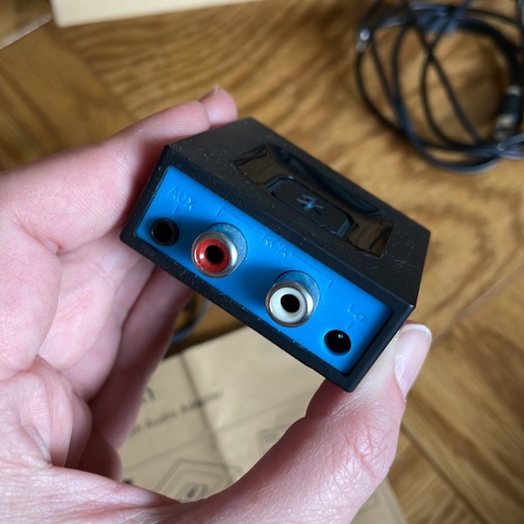 Esinkin Bluetooth adapter for speakers - Picture 3 of 6